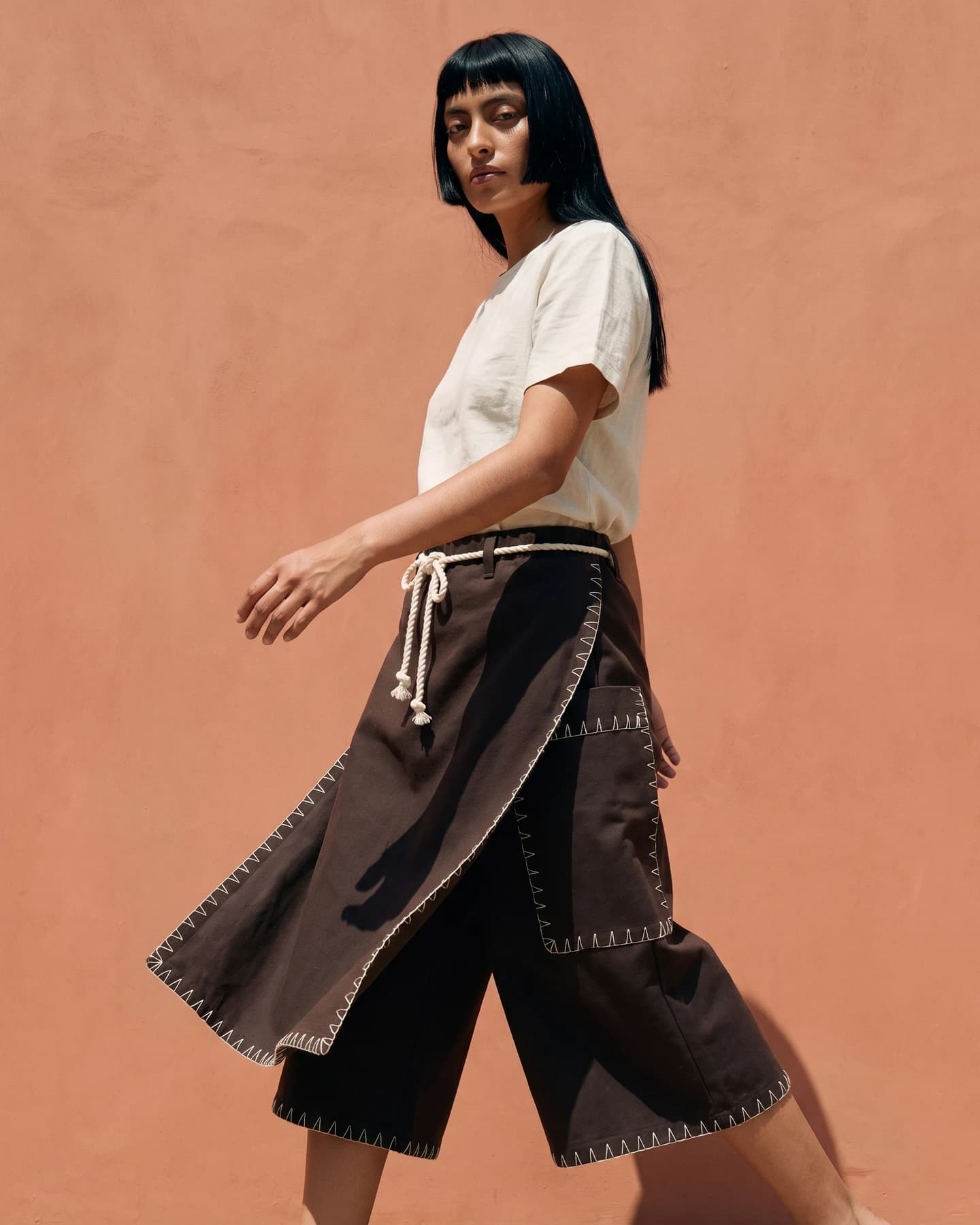 Pantalón York bordado a mano